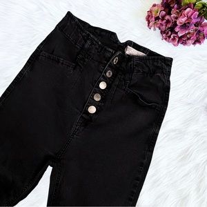 🔴4/$25 papaya black high waisted button closure skinny jeans